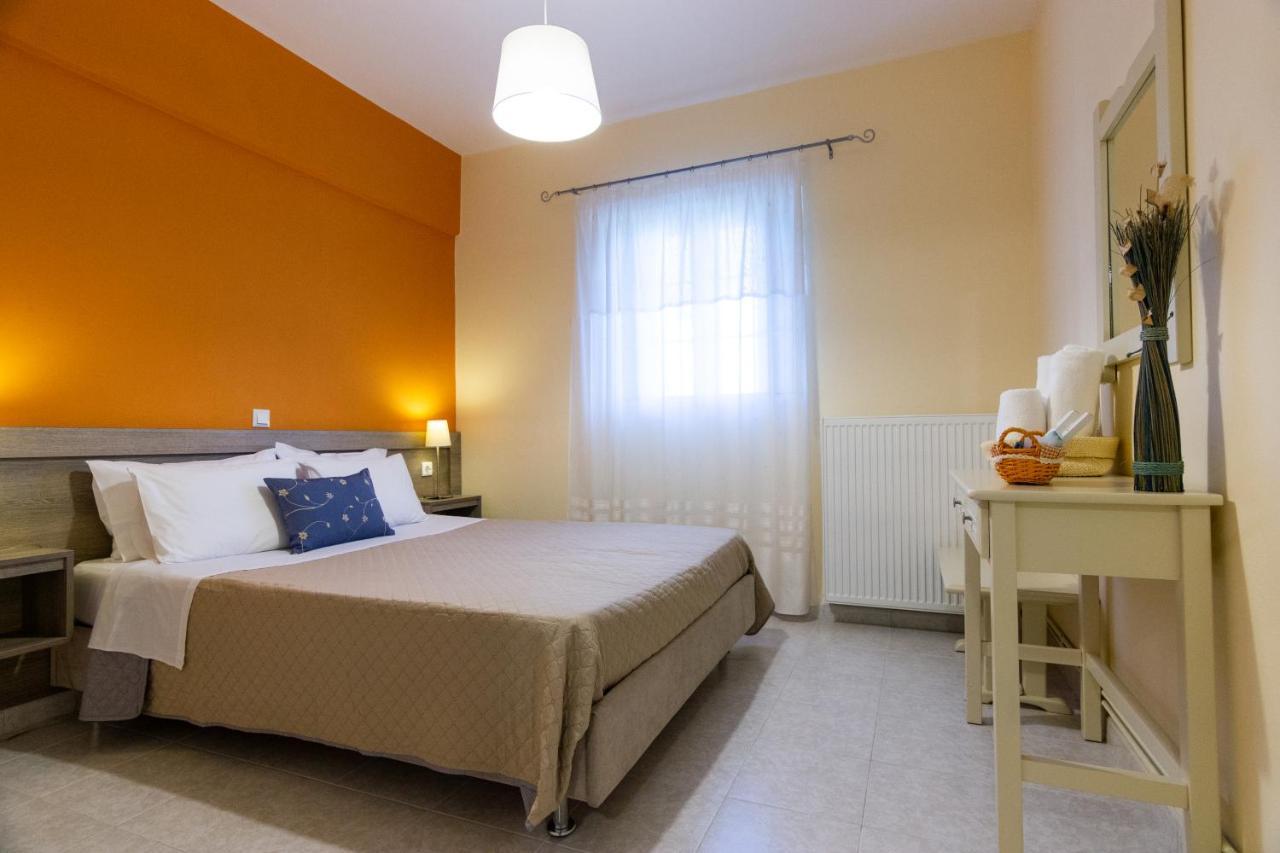 Elaionas Aparthotel Leonidio Exterior photo